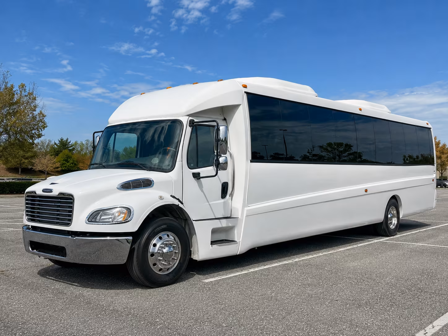 charleston 30 passenger party bus