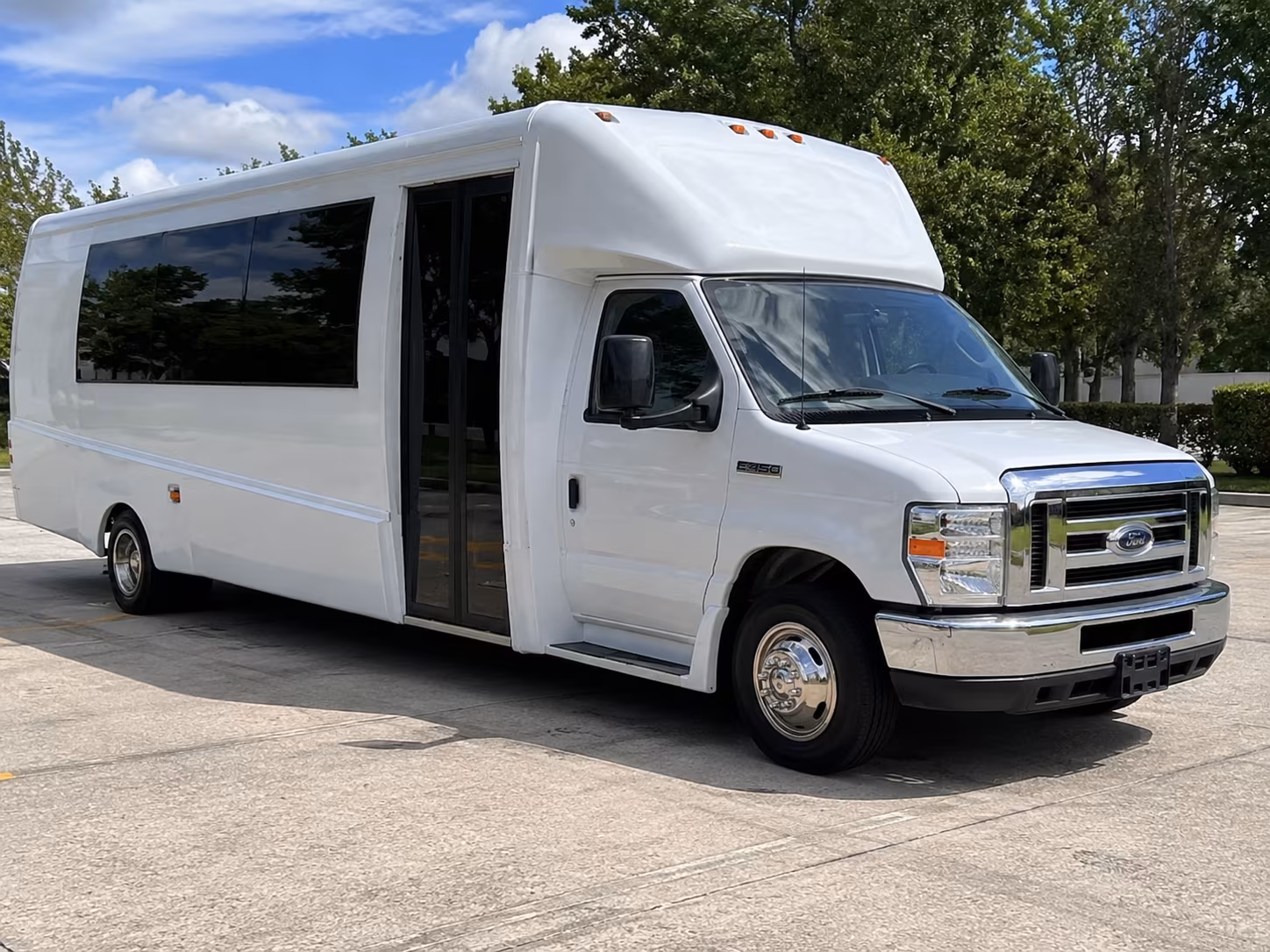charleston new years eve party bus rental